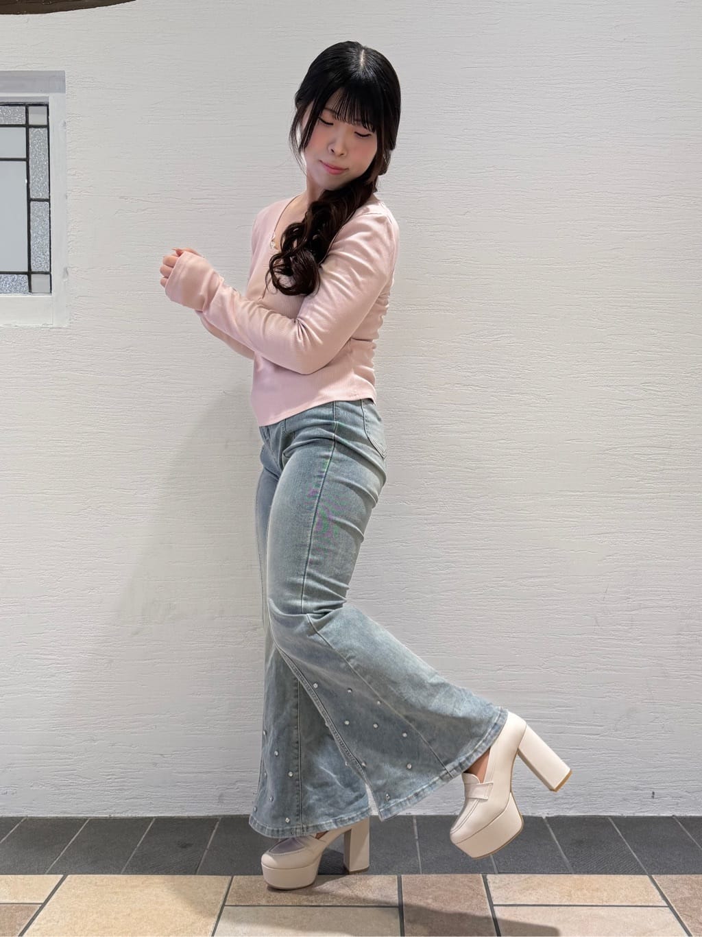 Nさんの「ESPERANZA｜【ラク盛り/ローファー】リピーター続出／脚長美脚 厚底ローファー」を使ったコーディネート