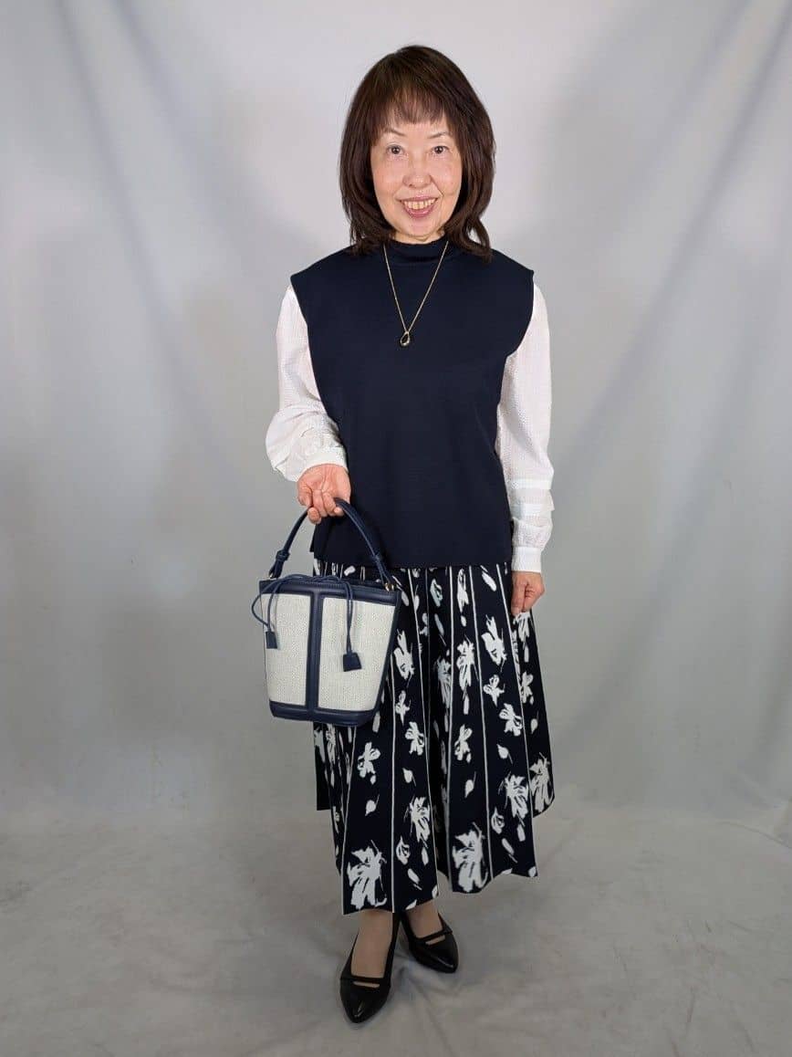 k.kazunoさんの「Reflect｜【ゆったり着られる◎】バンドカラーシャツブラウス」を使ったコーディネート