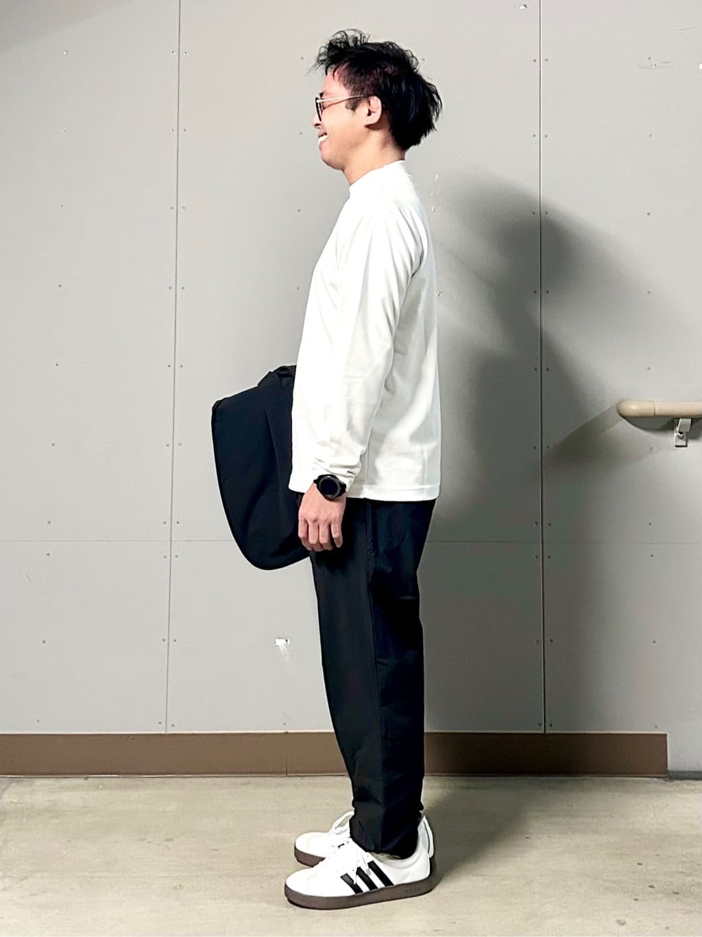 KENJI Iさんの「THE SHOP TK｜《KURO》コーデュラナイロン ジャケット セットアップ可／防シワ／撥水／ストレッチ」を使ったコーディネート
