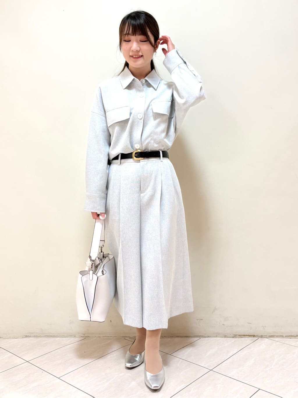 mikiさんの「Reflect｜リネンライクワイドミディパンツ」を使ったコーディネート