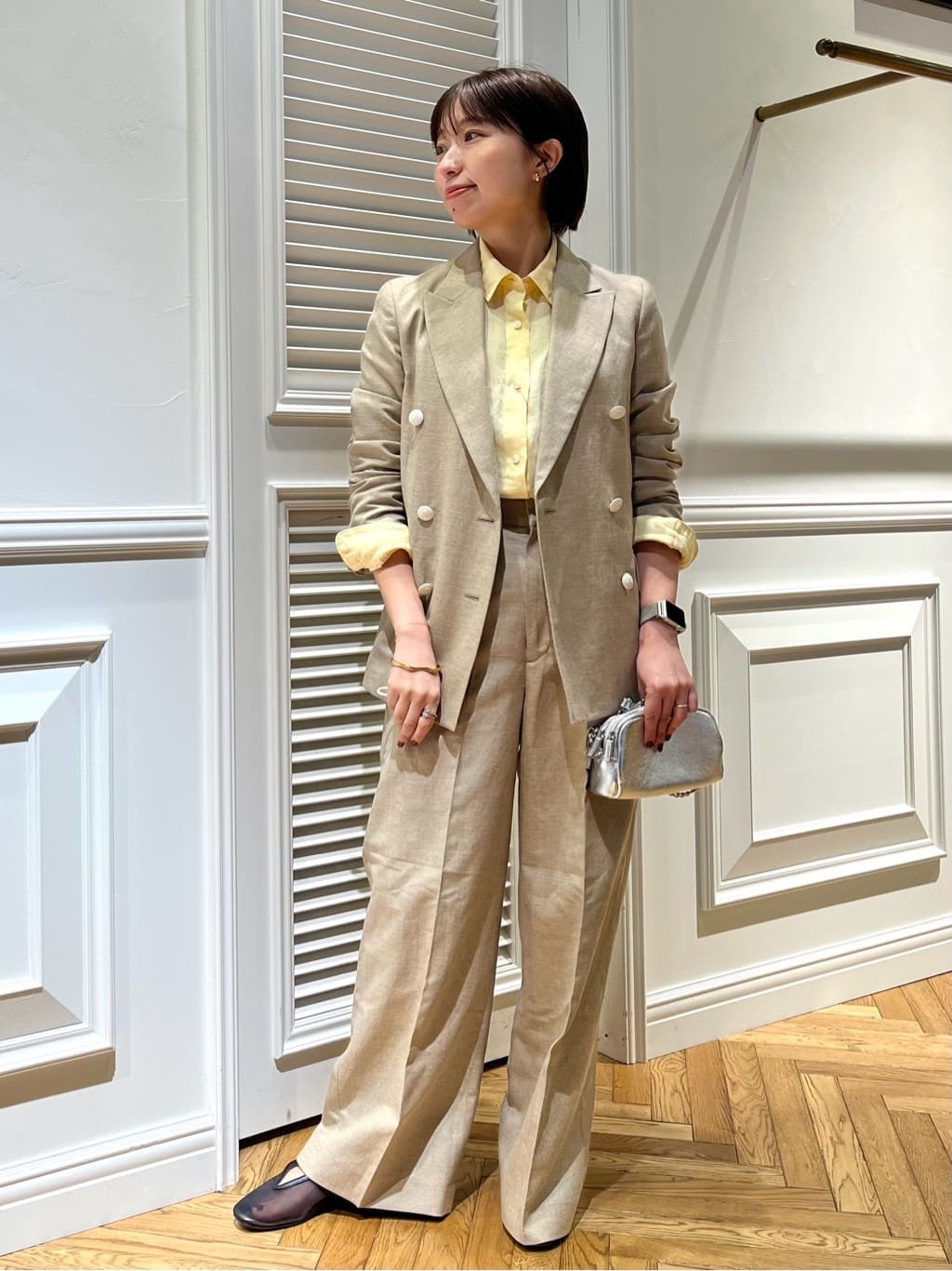 つじ まこさんの「DRESSTERIOR｜【セットアップ可】リネンブレンドダブルブレストジャケット」を使ったコーディネート