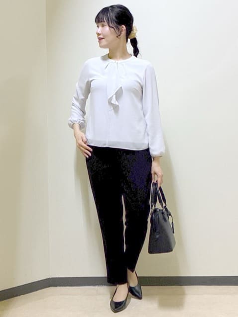  beni_gingerさんの「Reflect｜【UVカット／接触冷感】フロントフリルシフォンブラウス」を使ったコーディネート