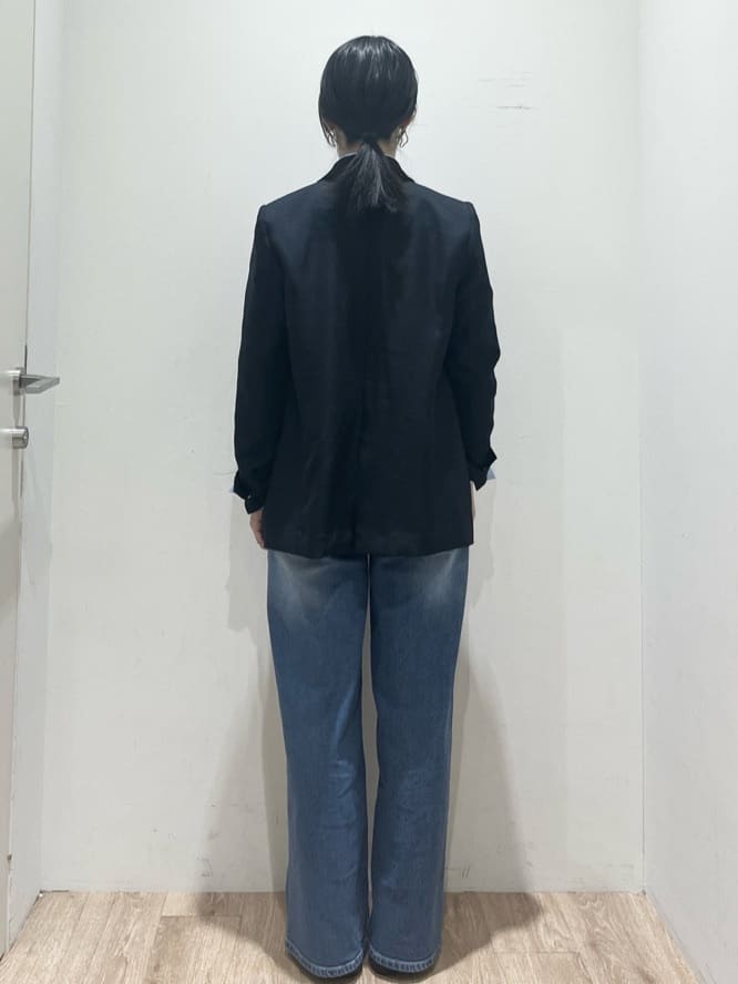 momokoさんの「OPAQUE.CLIP｜金ボタンダブルブレストテーラードジャケット／セットアップ対応【洗える】」を使ったコーディネート