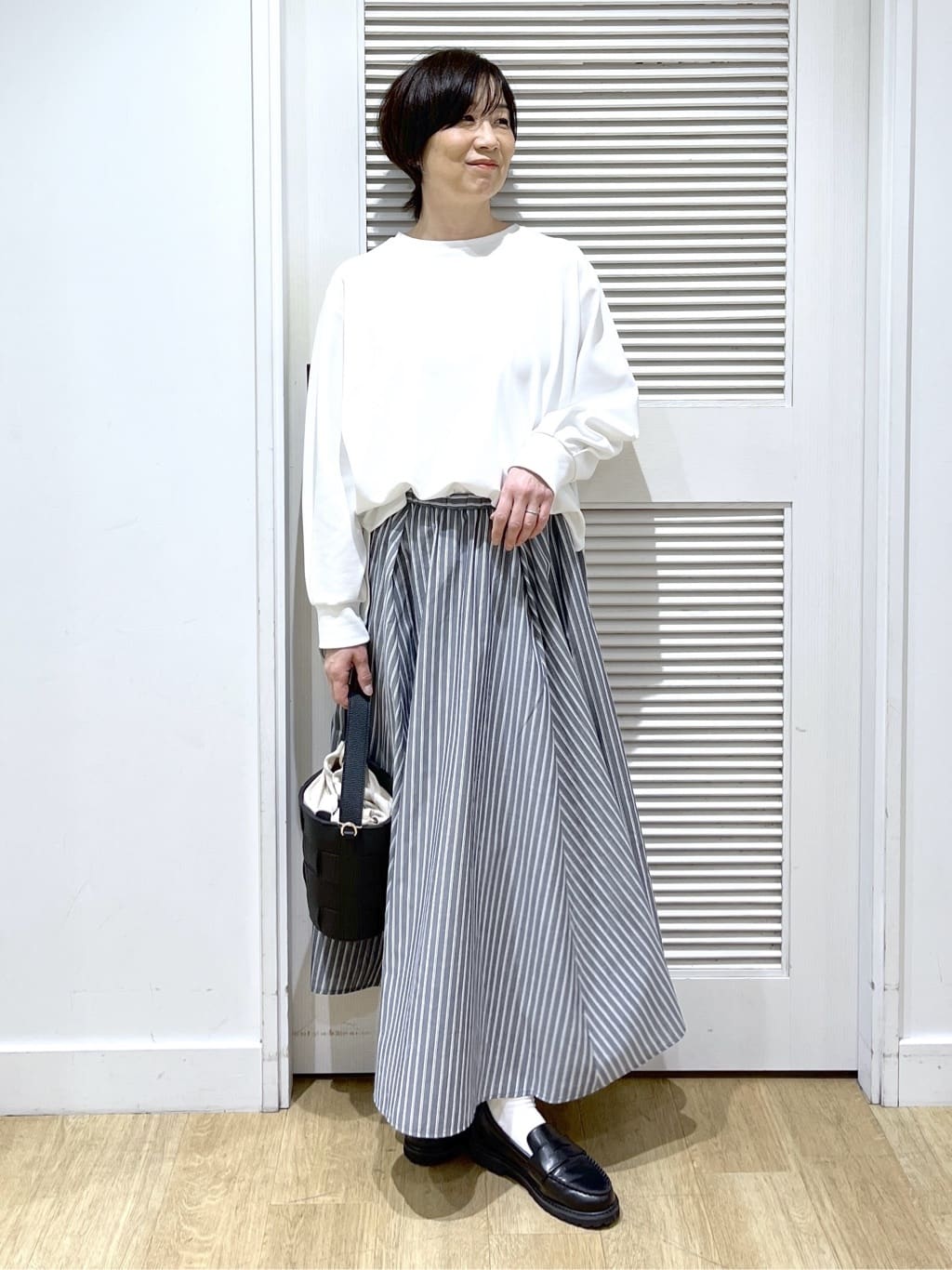 Miyazakiさんの「Dessin｜【体型カバー/レイヤード/洗える】ジョーゼットプルオーバーブラウス」を使ったコーディネート