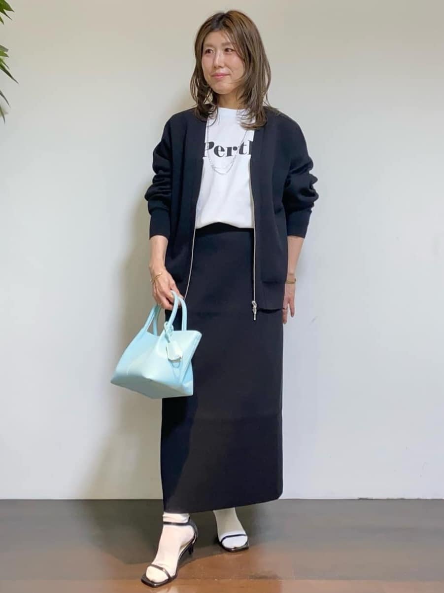 tomoさんの「UNTITLED｜【Healthy DENIM】PerthロングTシャツ」を使ったコーディネート