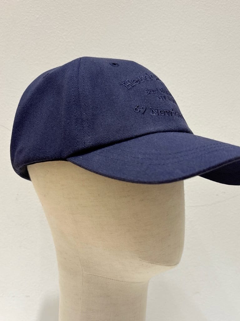 yumiさんの「Dessin｜【ユニセックス／リンクコーデ】Herrick Park キャップ」を使ったコーディネート