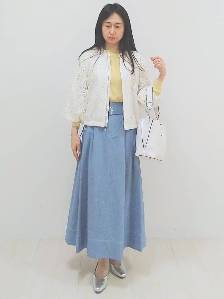 SANAさんの「Reflect｜チェーンデザインスクエアスカーフ」を使ったコーディネート