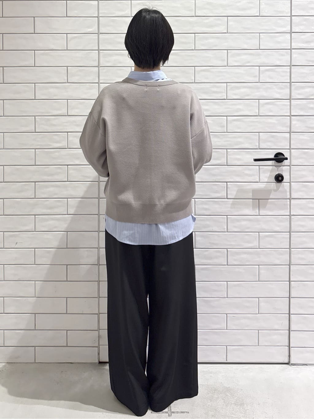 ayumiさんの「OPAQUE.CLIP｜キーネックデザインニット【洗濯機OK】」を使ったコーディネート