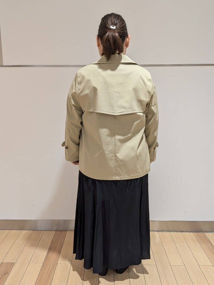 TAKAさんの「UNTITLED｜【定番人気/はっ水/洗える】タスランショートトレンチコート」を使ったコーディネート