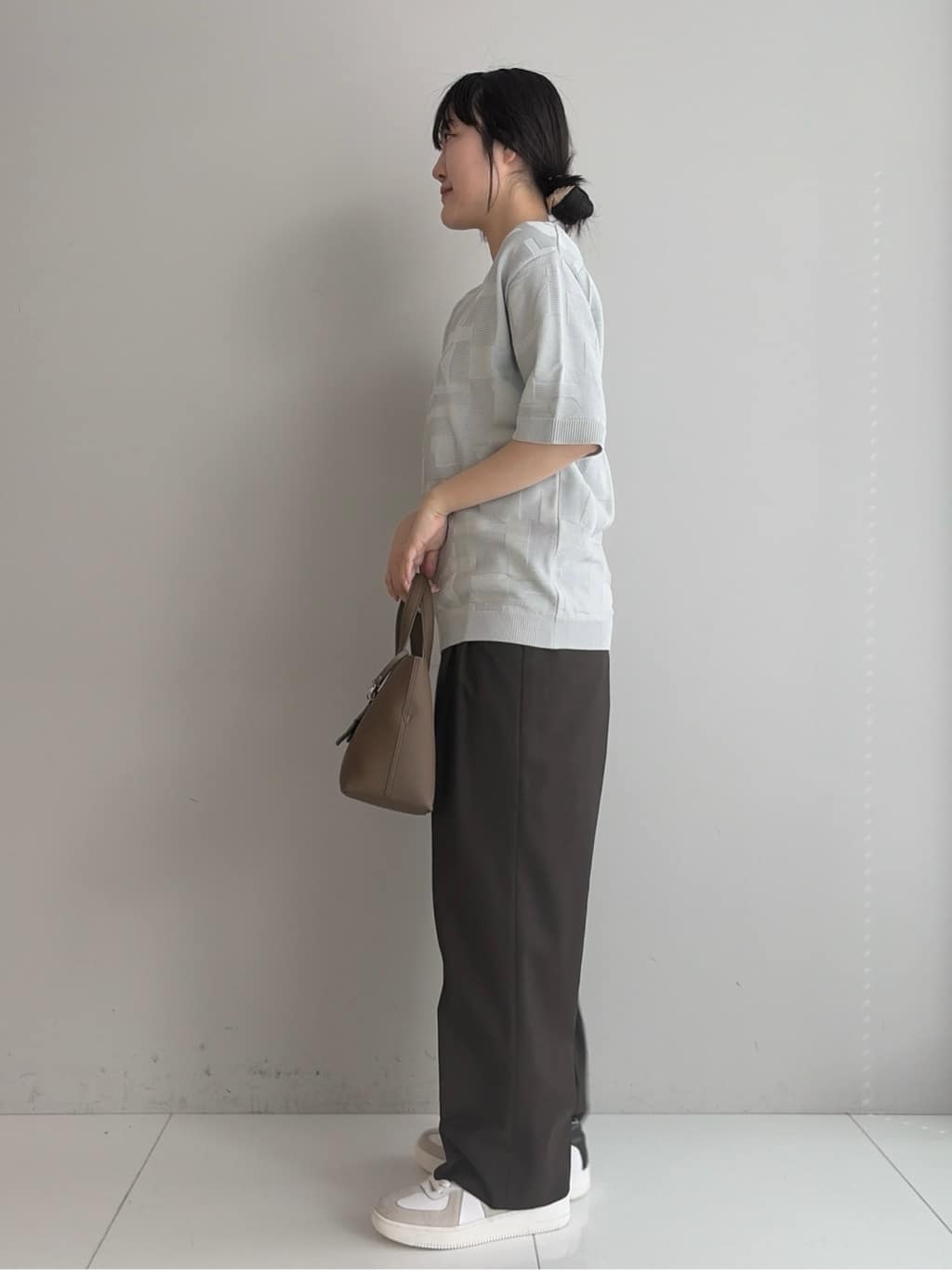 Akutagawaさんの「TAKEO KIKUCHI｜【徳島ニット】ニットＴシャツ」を使ったコーディネート