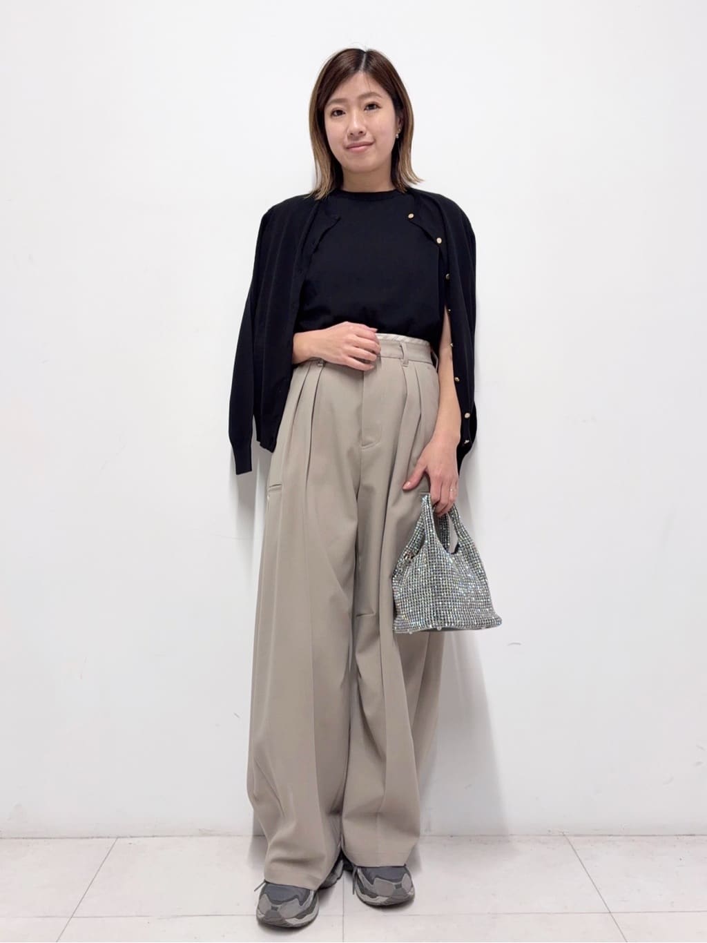 Nishijimaさんの「DRESSTERIOR｜【ウォッシャブル】コットンシルク カーディガン」を使ったコーディネート