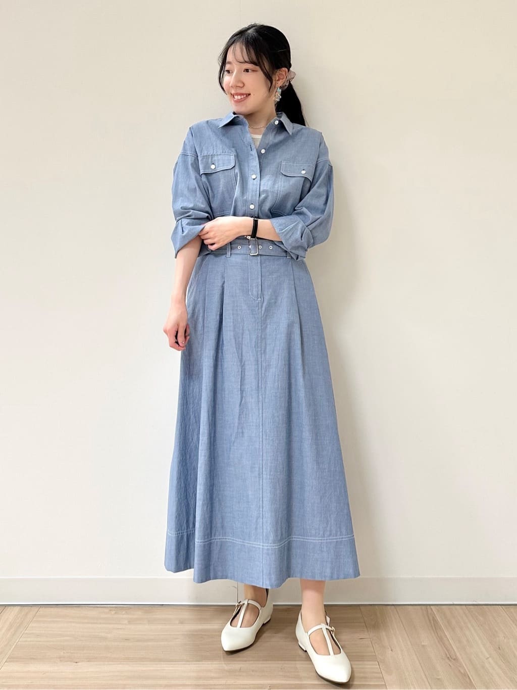Momoさんの「Reflect｜【羽織にも◎】ダンガリーシャツ」を使ったコーディネート