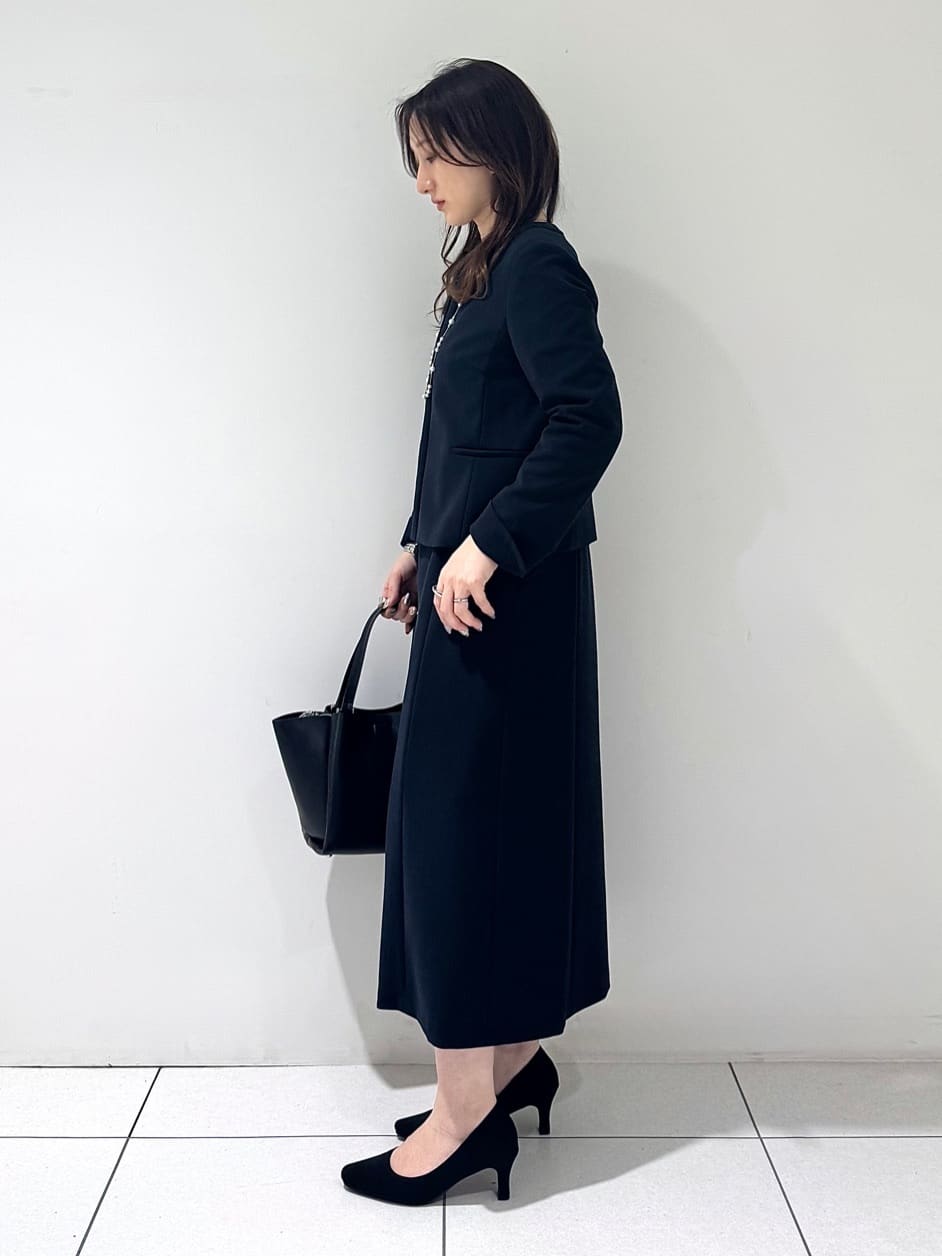 そんさんの「INDIVI｜【上品光沢／SETUP可能】切り替えデザインジャケット」を使ったコーディネート