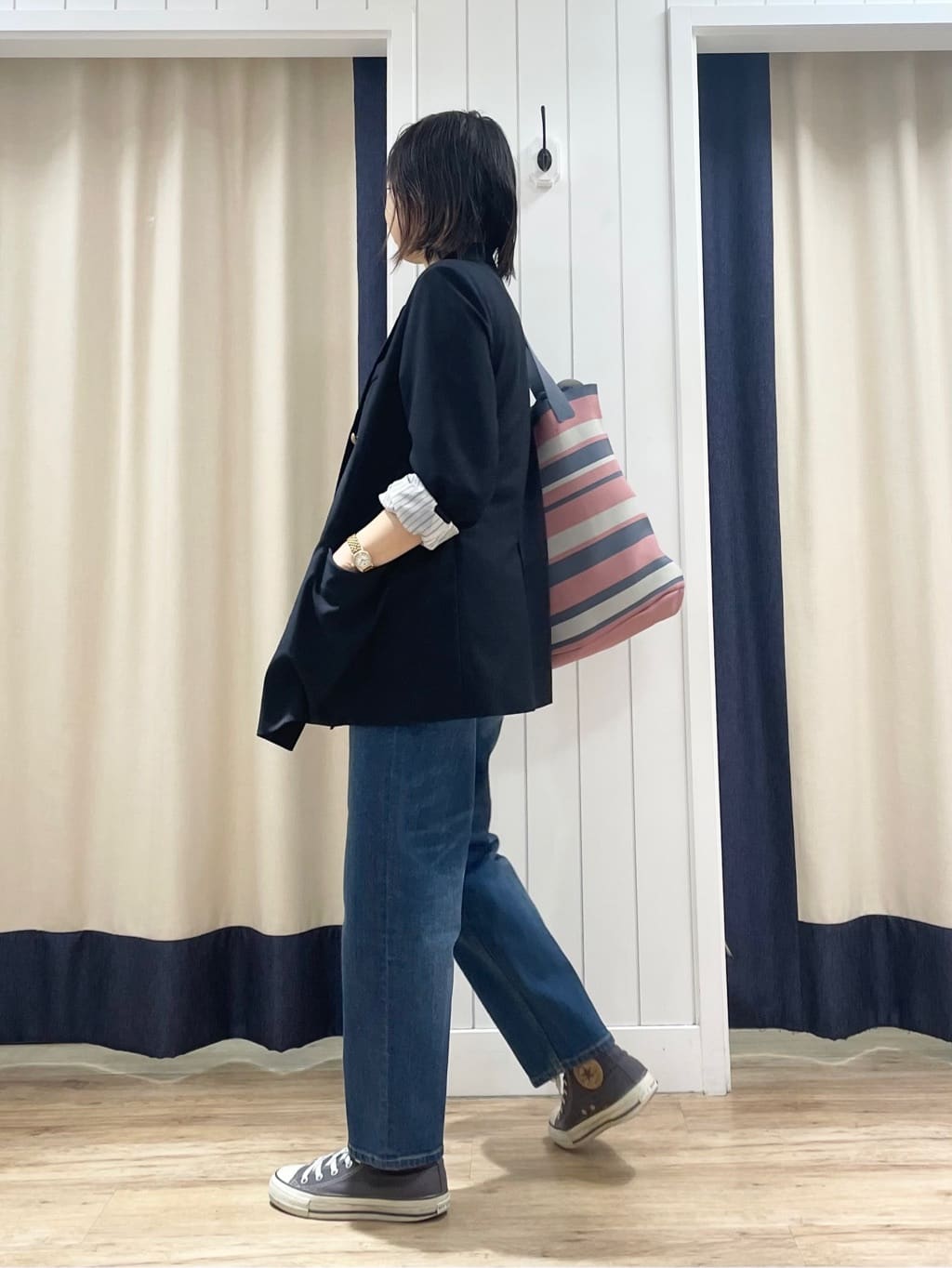 ISOさんの「Dessin｜ダブルジャケット」を使ったコーディネート