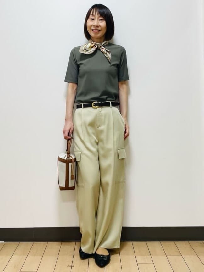 Riiさんの「Reflect｜【インナーにおすすめ◎】クルーネックストレッチリブトップス」を使ったコーディネート