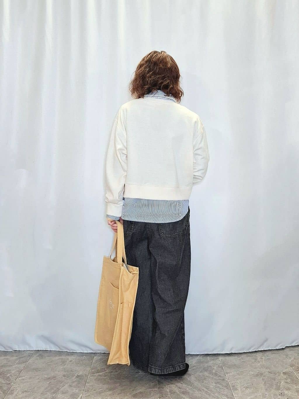 ぬーさんの「SHOO･LA･RUE｜【防花粉/洗濯機可/S-LL】ゆったり着られる 大人のテントフーディージャケット」を使ったコーディネート