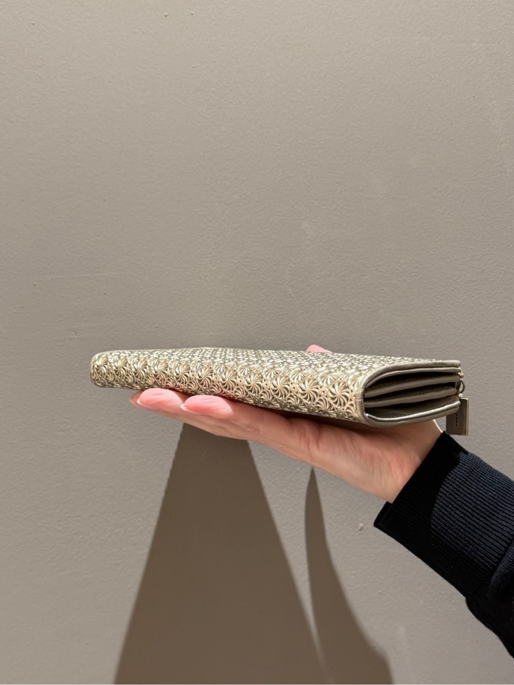 Kさんの「HIROKO HAYASHI｜GIRASOLE（ジラソーレ）ファスナー式長財布」を使ったコーディネート