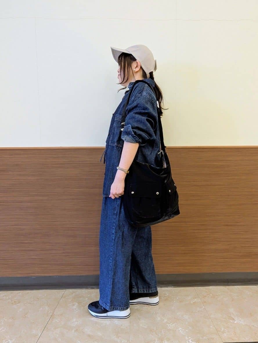 syu*さんの「SHOO･LA･RUE｜ダブルポケットワンショルダーバッグ」を使ったコーディネート