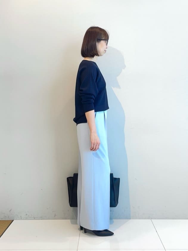 murayamaさんの「INDIVI｜【洗える／キレイ色】体型カバー無縫製ニット」を使ったコーディネート