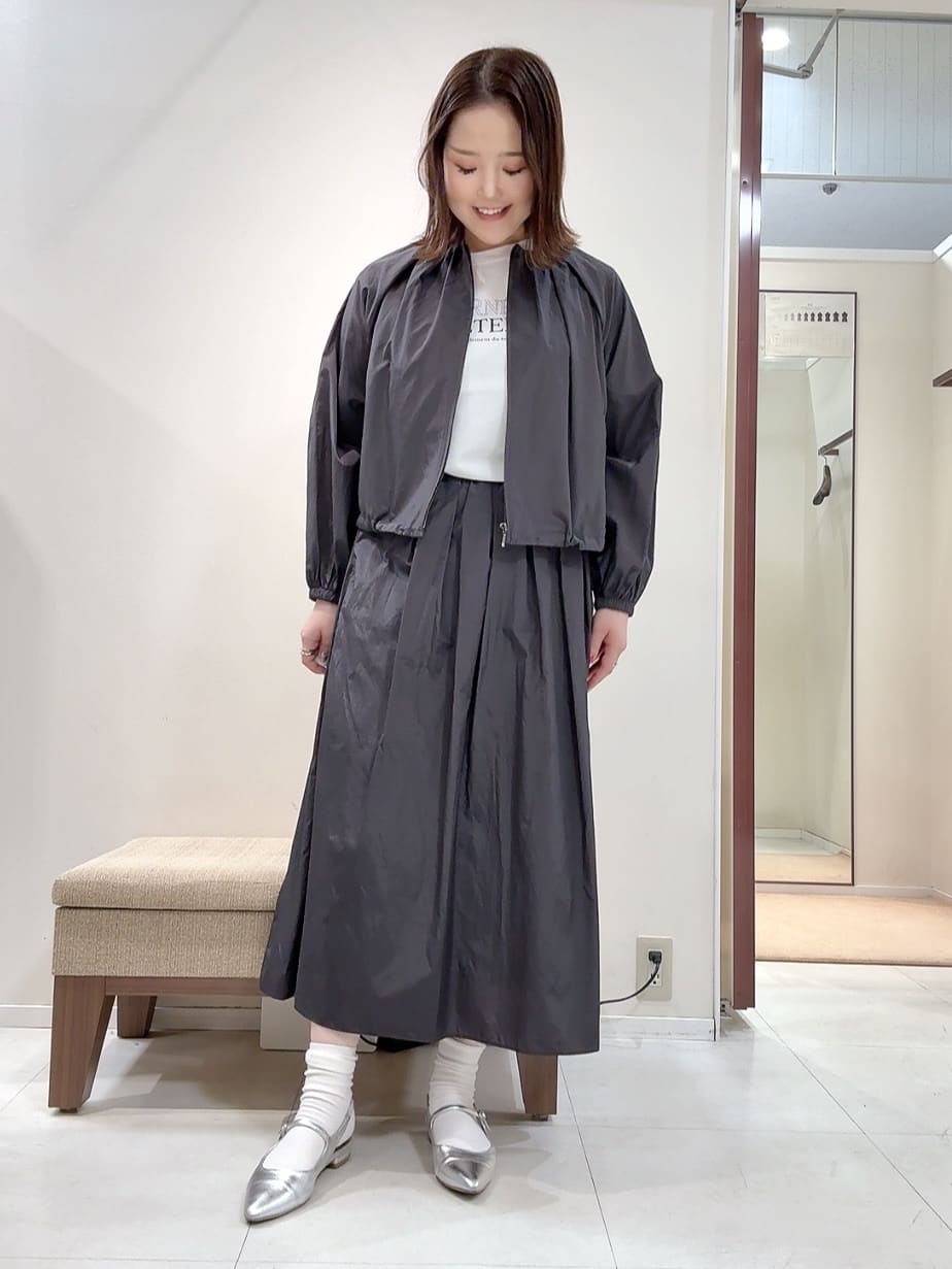 YUIさんの「UNTITLED｜◆【セットアップ可/はっ水】シャイニータイプライターブルゾン」を使ったコーディネート