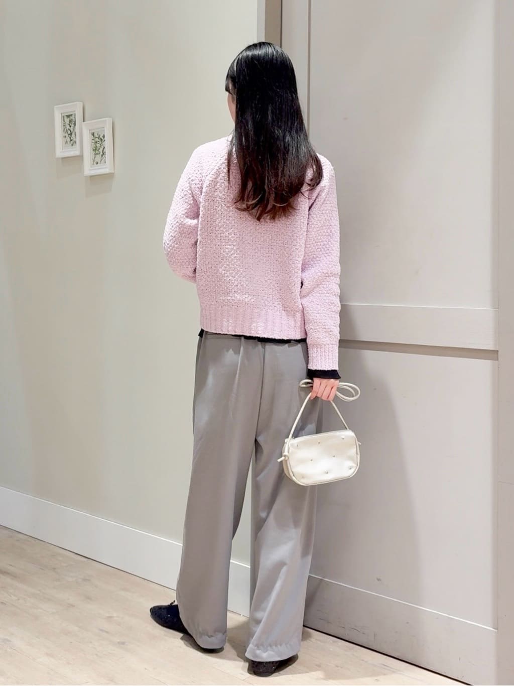 Mayuさんの「grove｜高評価！【洗える】リラックスして着たい、Vネックカーディガン」を使ったコーディネート