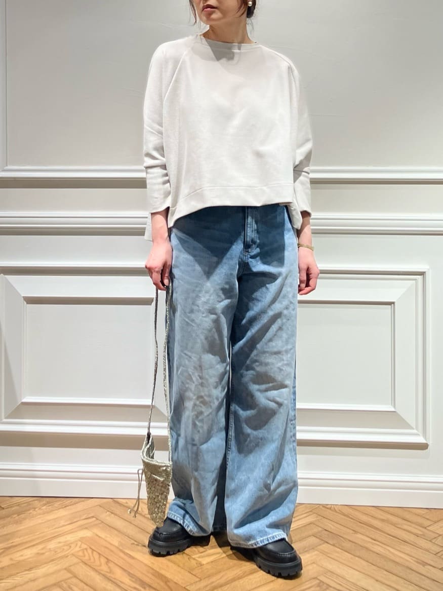 TSUKUIさんの「DRESSTERIOR｜ARTESANOS（アルテサノス）【別注】金具付きローファー」を使ったコーディネート