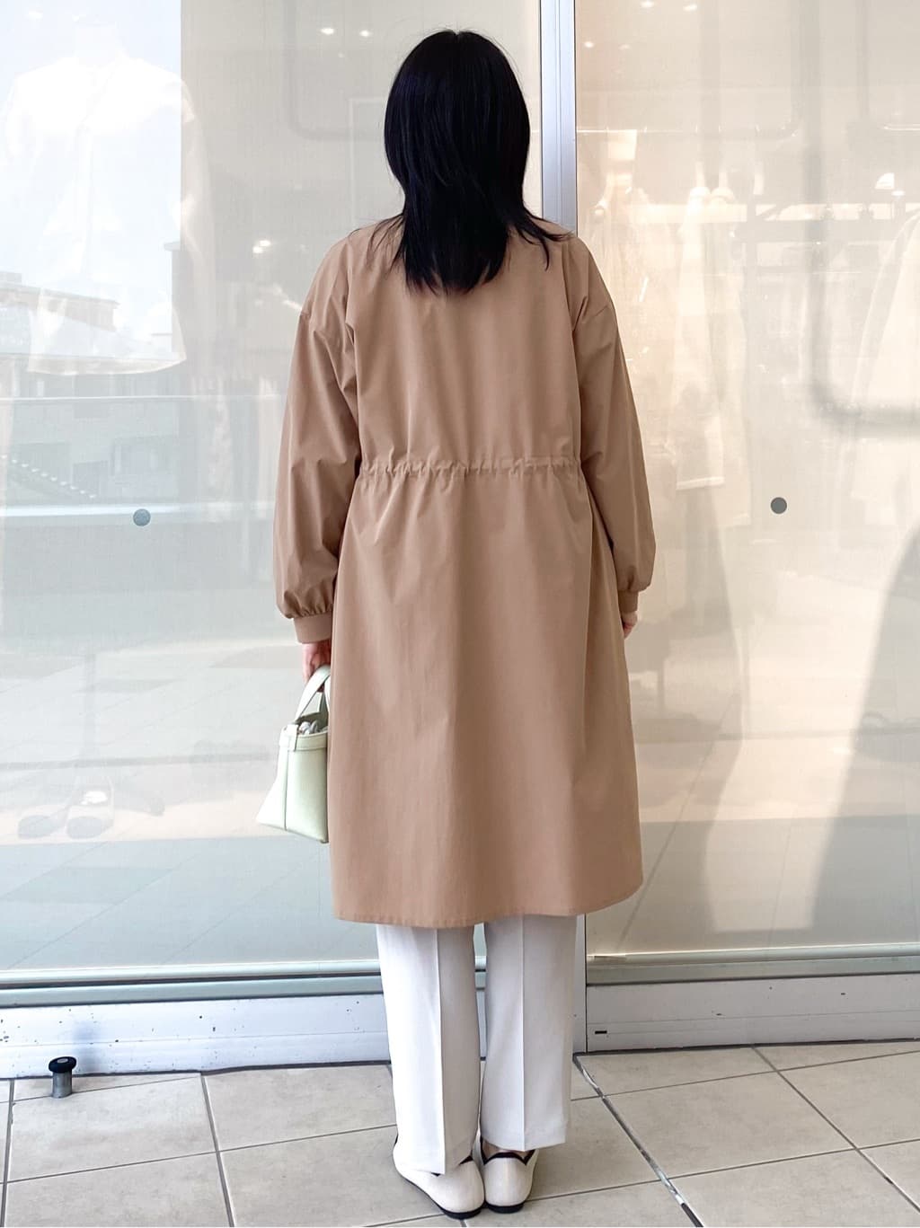 Jeanさんの「OPAQUE.CLIP｜ヴィンテージクロスノーカラーロングコート【洗濯機OK／ストレッチ／イージーアイロン】」を使ったコーディネート