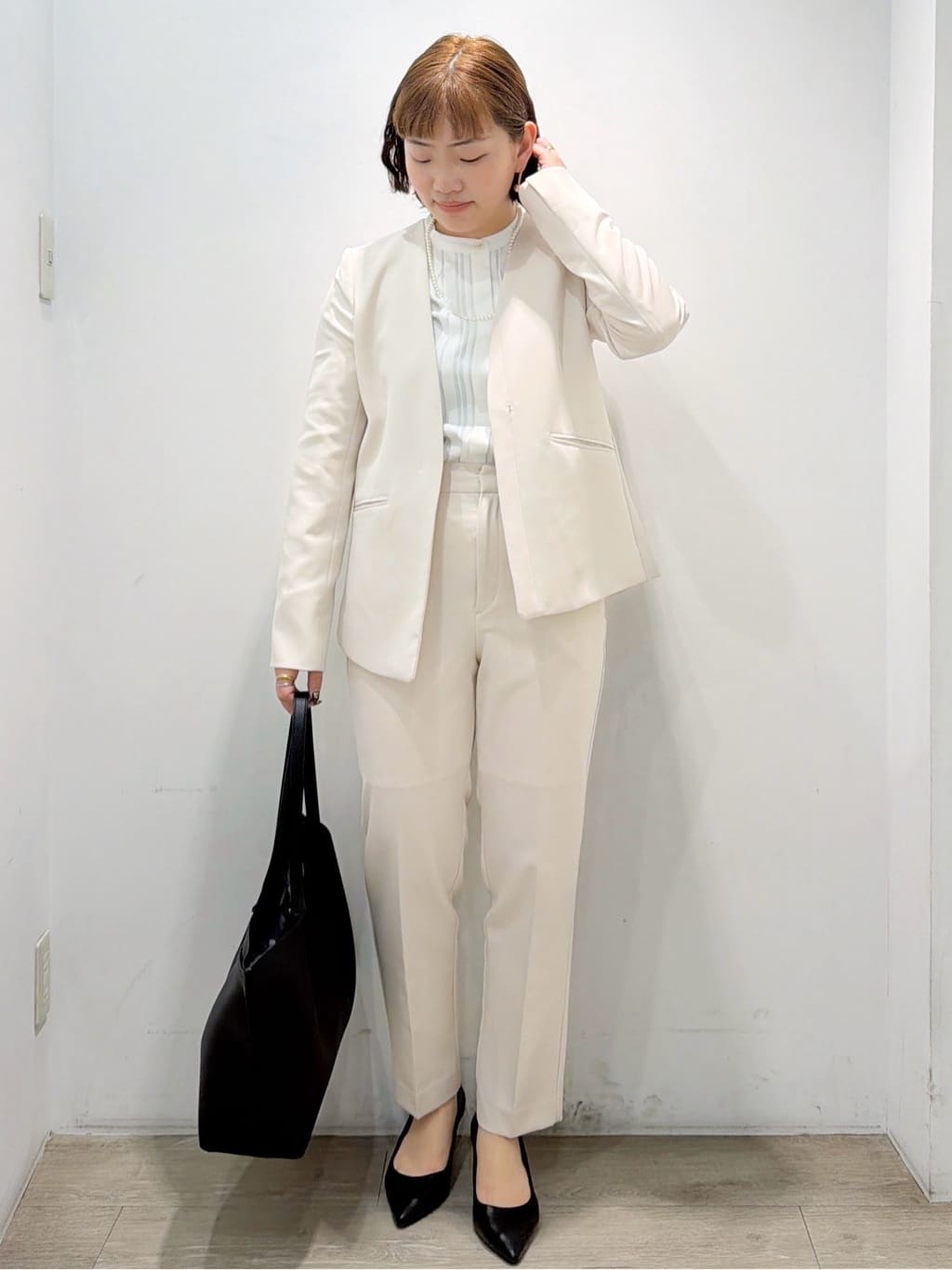 sumicaさんの「OPAQUE.CLIP｜《通勤／セットアップ対応》 Vネックジャケット／ダブルクロス【洗濯機OK】」を使ったコーディネート