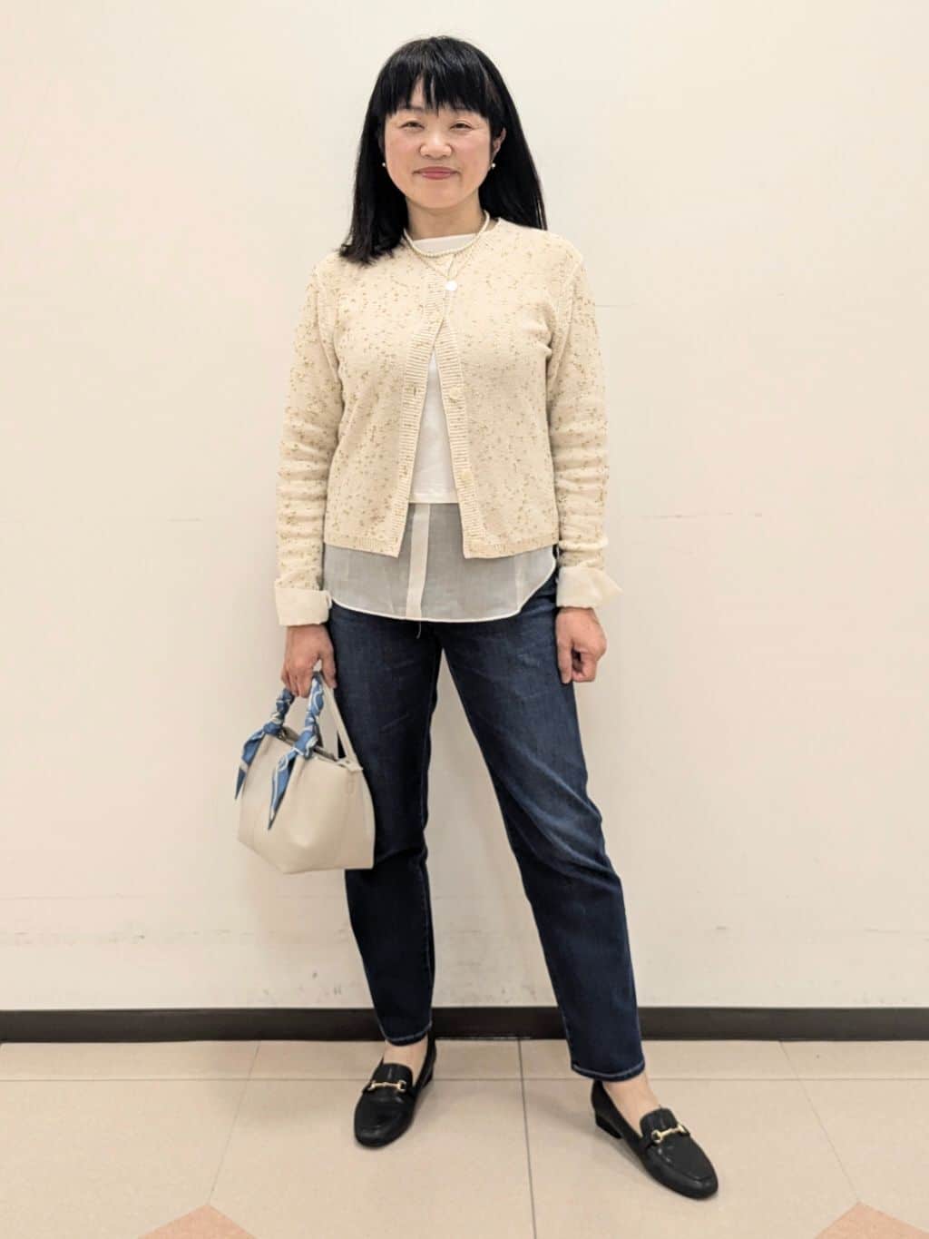 ともさんの「UNTITLED｜【Made In Japan】ガラスパールレイヤードネックレス」を使ったコーディネート