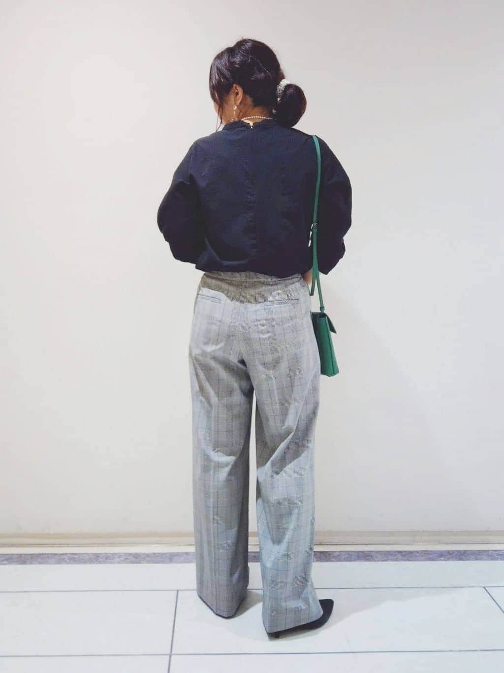 TOMOMIさんの「INDIVI｜フラップポシェット」を使ったコーディネート