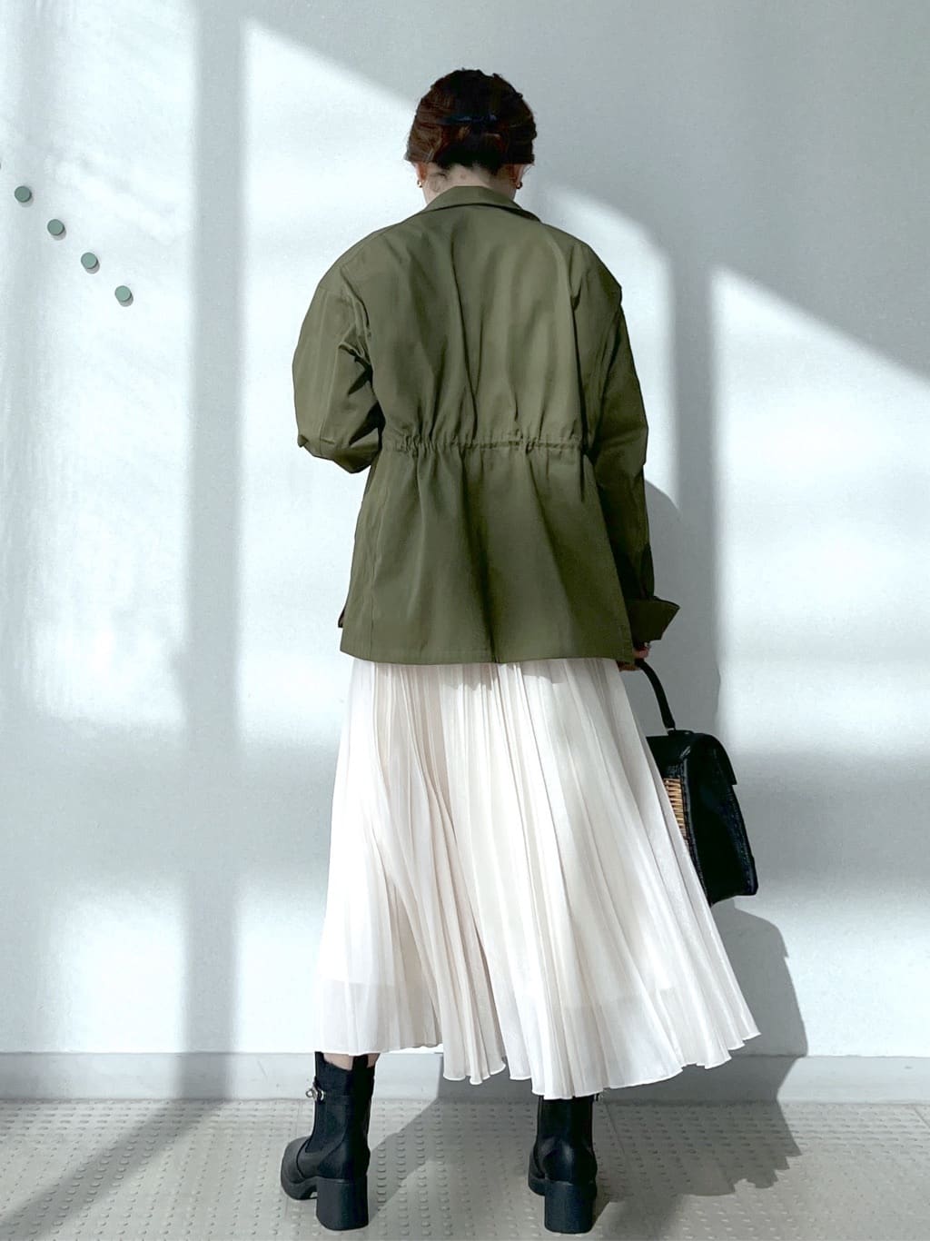 Soeさんの「DRESSTERIOR｜◆【ウォッシャブル】コットンフルニードルニット」を使ったコーディネート