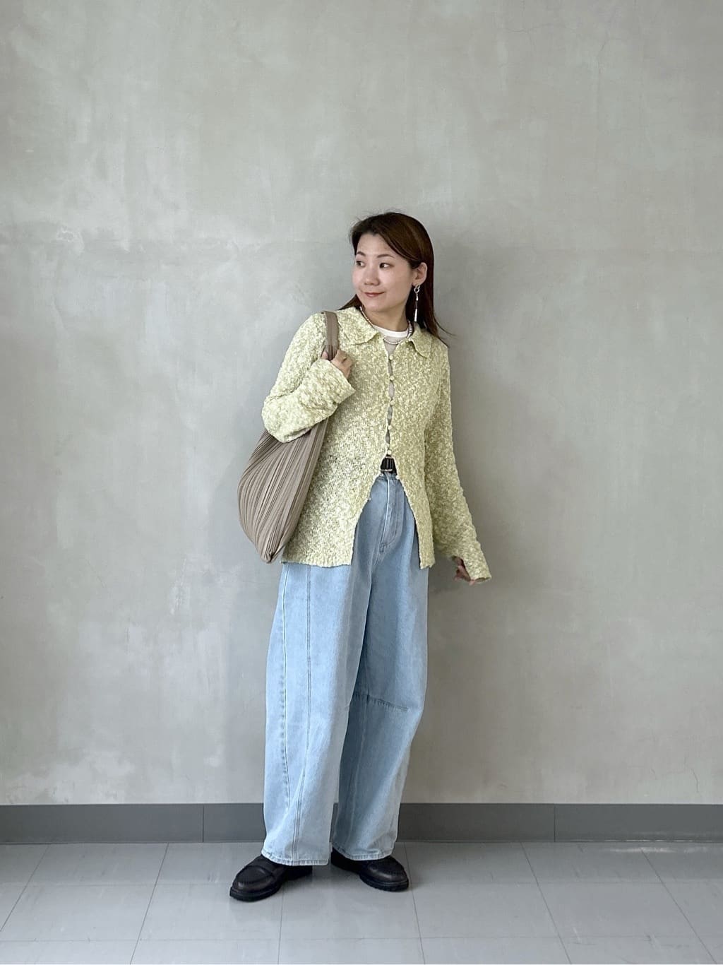 takaさんの「INDIVI｜ブークレポロニット」を使ったコーディネート