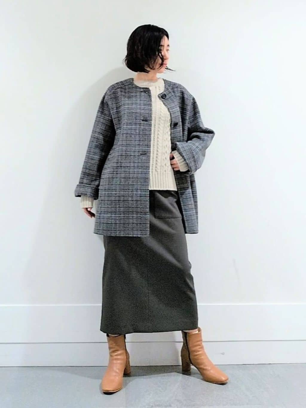 ミズタさんの「UNTITLED｜【ミディ丈/軽やか】セミラグランリバー コート」を使ったコーディネート