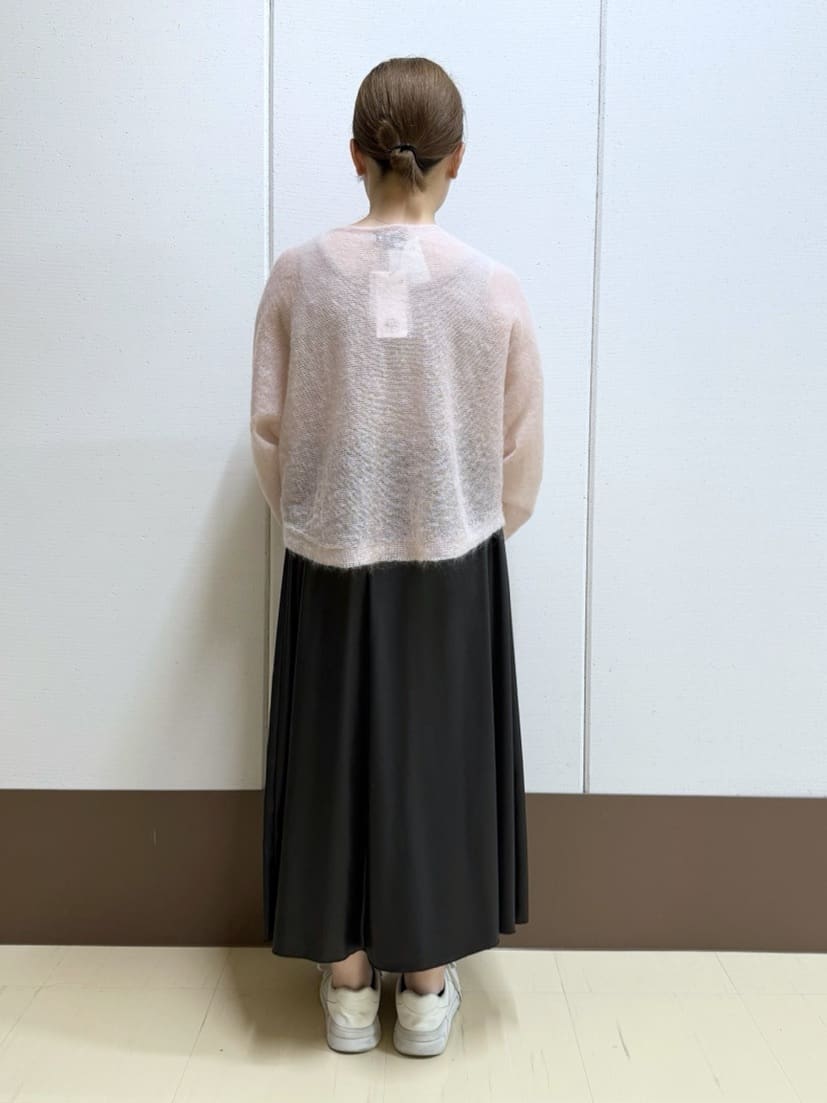 Rikoさんの「INDIVI｜【キッドモヘヤ素材】ラウンドヘムニット」を使ったコーディネート