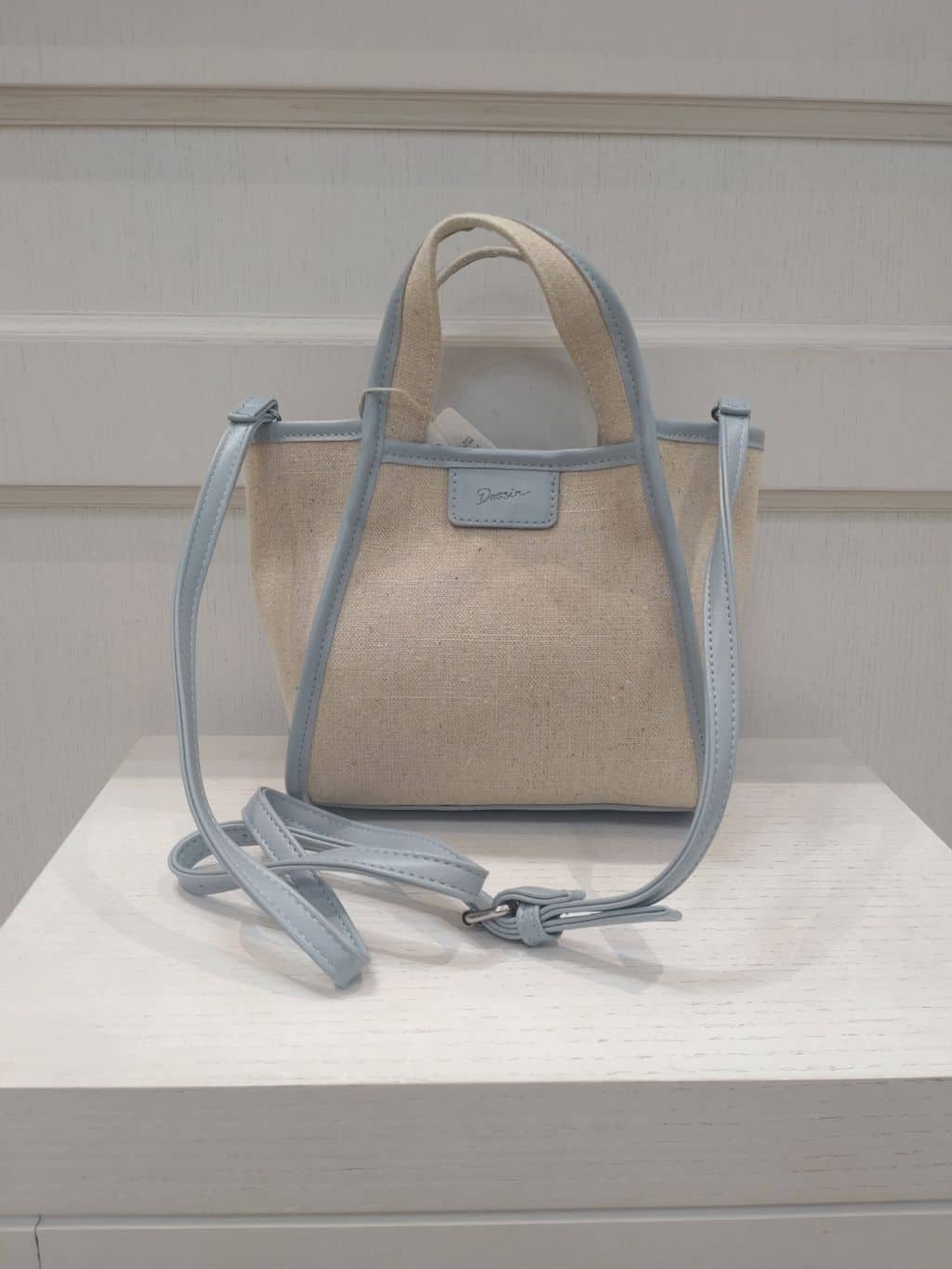 kaiさんの「Dessin｜【軽量/2WAY】パイピングコットンリネンミニバッグ」を使ったコーディネート