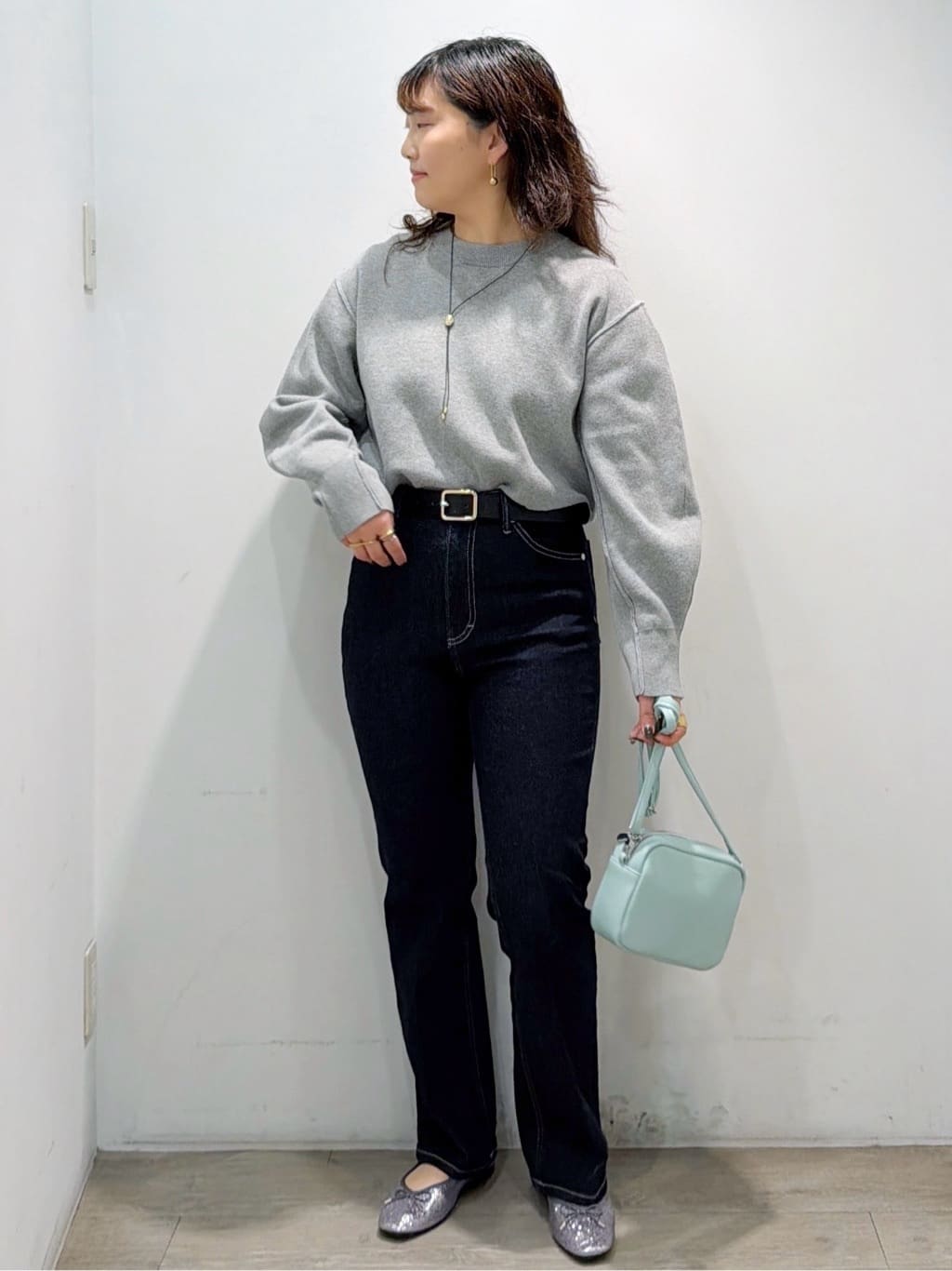 sumicaさんの「OPAQUE.CLIP｜スウェットライクショートニット【洗濯機OK】」を使ったコーディネート