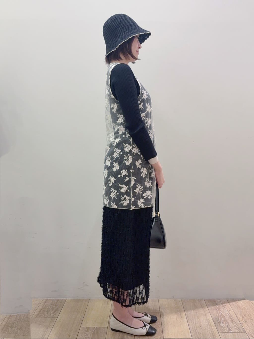 RINさんの「OPAQUE.CLIP｜シアー刺繍チュニックブラウス【洗濯機OK】」を使ったコーディネート