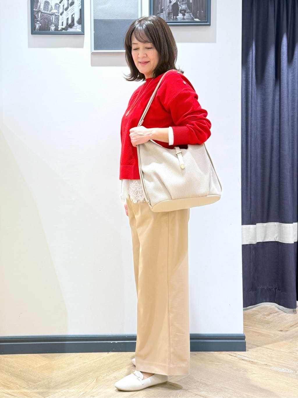 Lilyさんの「grove｜【おうちで洗える】顔周りすっきり、ボートネックニット」を使ったコーディネート