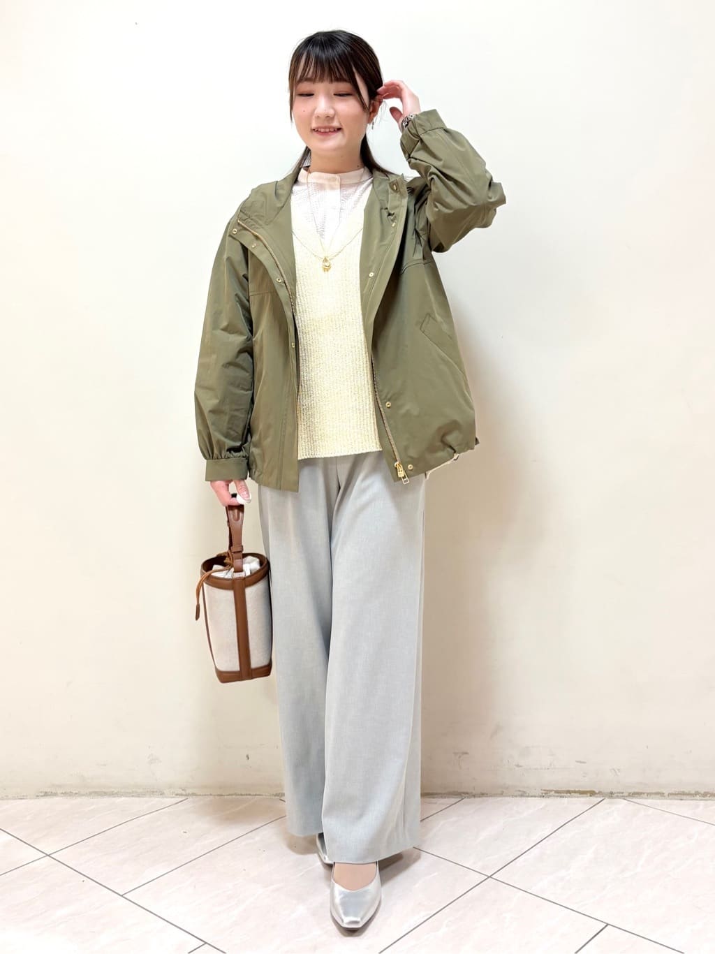 mikiさんの「Reflect｜【花粉バリア】マウンテンパーカー」を使ったコーディネート