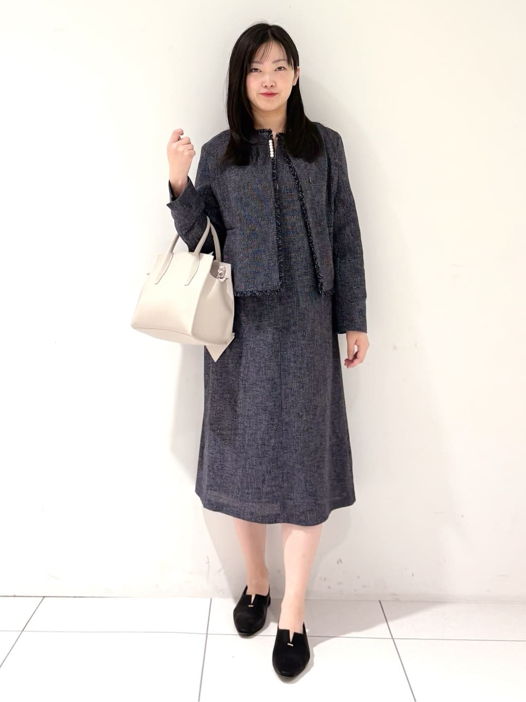 momokoさんの「INDIVI｜◆【合皮／マルチWAY／サブバッグ付】ミニショルダーバッグ」を使ったコーディネート