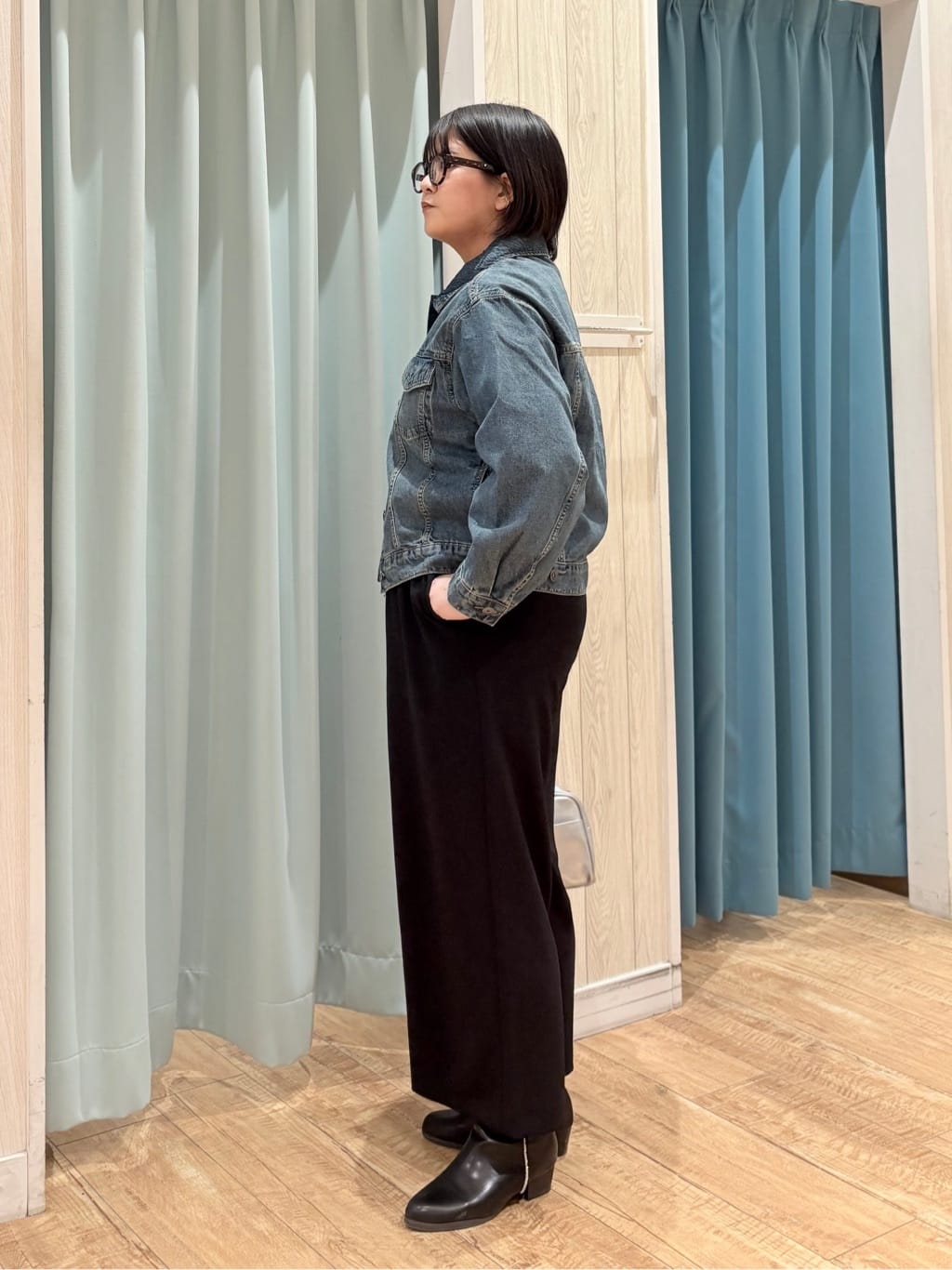 砂糖さんの「SHOO･LA･RUE｜【SHOO・LA・RUE DENIM】羽織るだけでこなれる　オーバーサイズデニムジャケット」を使ったコーディネート