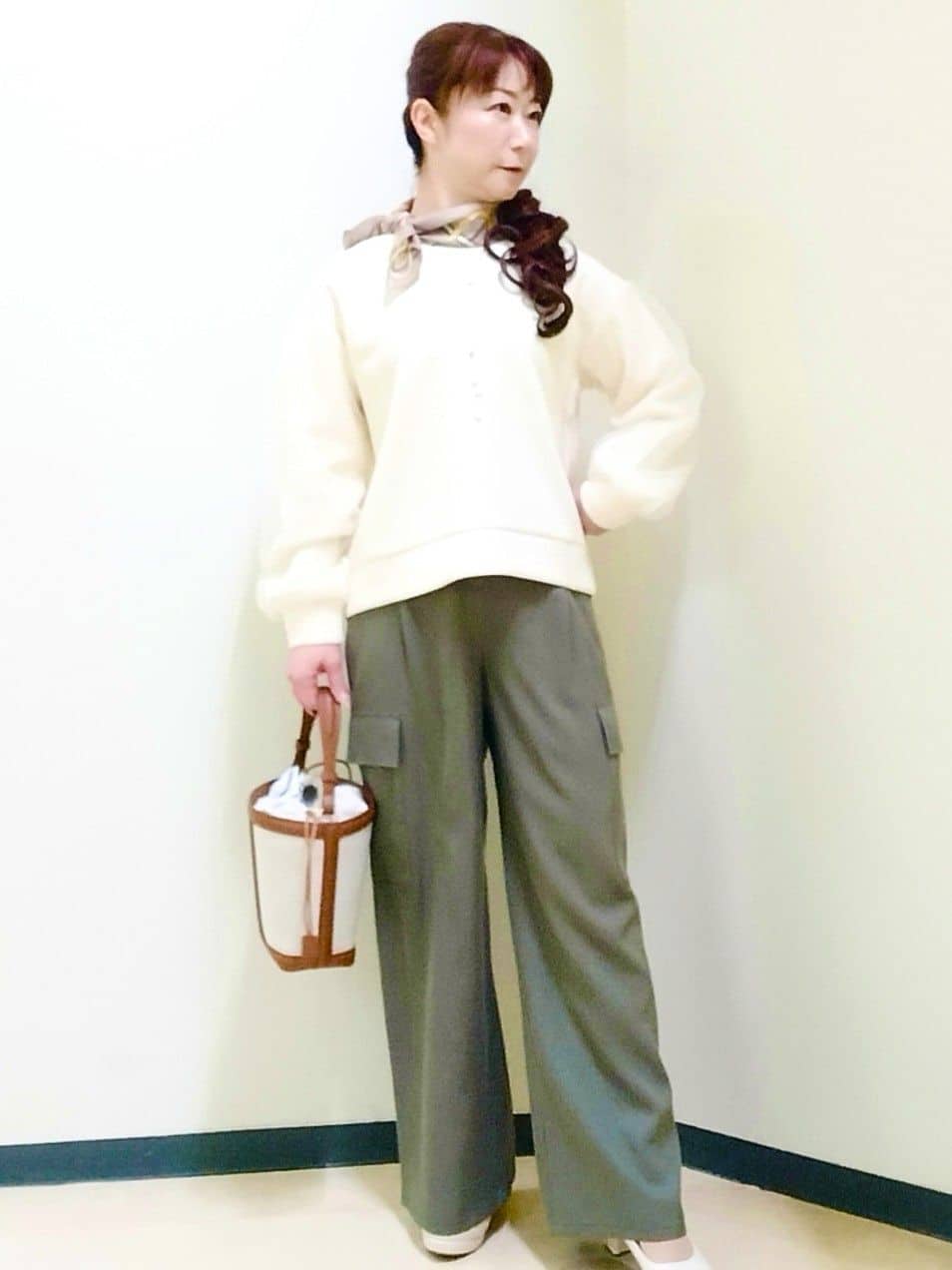 花さんの「Reflect｜ストレートワイドカーゴパンツ」を使ったコーディネート
