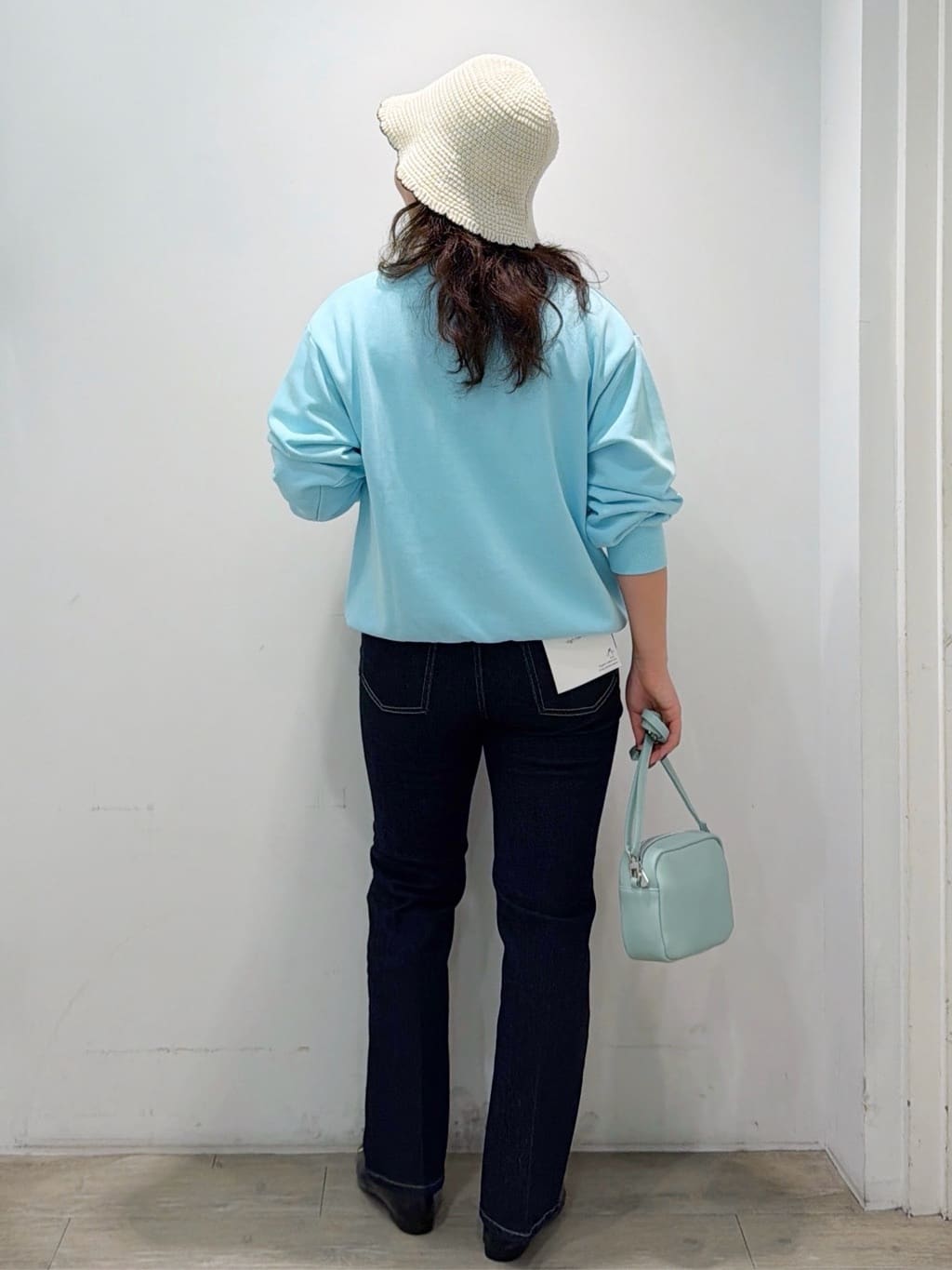 sumicaさんの「OPAQUE.CLIP｜ロゴ刺繍裏毛トップス【洗濯機OK】」を使ったコーディネート