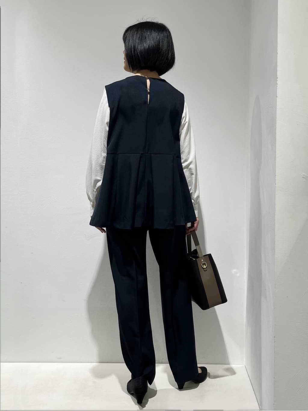 Fujiharuさんの「grove｜【マシンウォッシュ/防シワ/S-3L】着回しできるカセット服テーパードパンツ」を使ったコーディネート