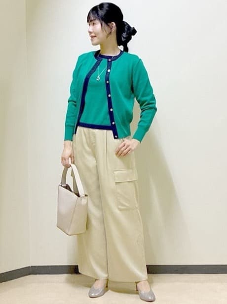  beni_gingerさんの「Reflect｜【アンサンブル可】バイカラーカーディガン」を使ったコーディネート