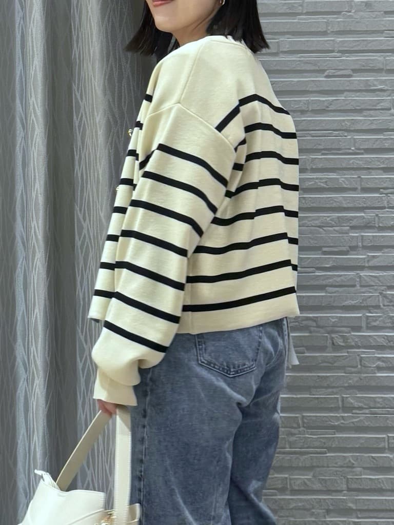 chさんの「THE SHOP TK｜【羽織るだけでこなれ感を演出】デニム切替カーディガン」を使ったコーディネート