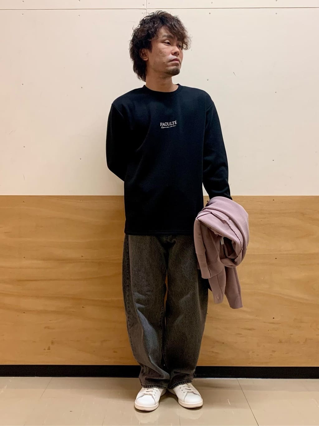 MATUさんの「THE SHOP TK｜【季節の変わり目に最適】ニットカーディガン ドライタッチ／軽量」を使ったコーディネート