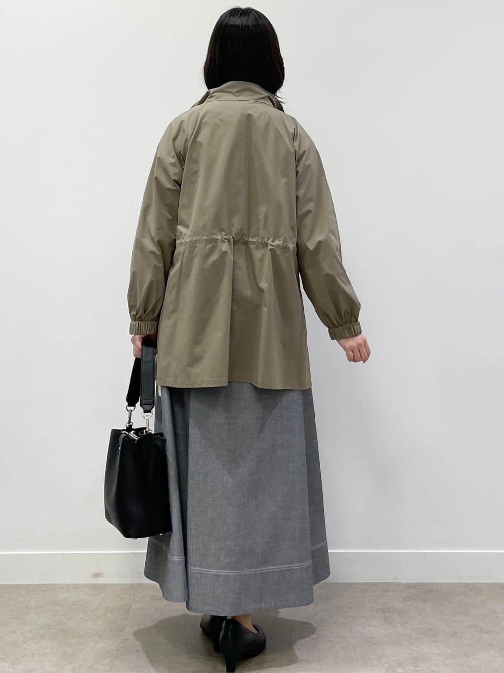 yukariさんの「Reflect｜【撥水】ストレッチタフタミドル丈スタンドカラーコート」を使ったコーディネート