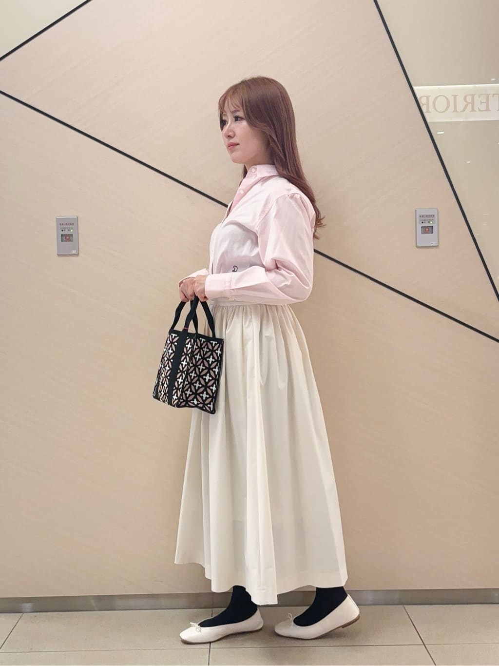 Rinaさんの「DRESSTERIOR｜【otonaMUSE5月号掲載/ウォッシャブル】タックギャザー スカート」を使ったコーディネート