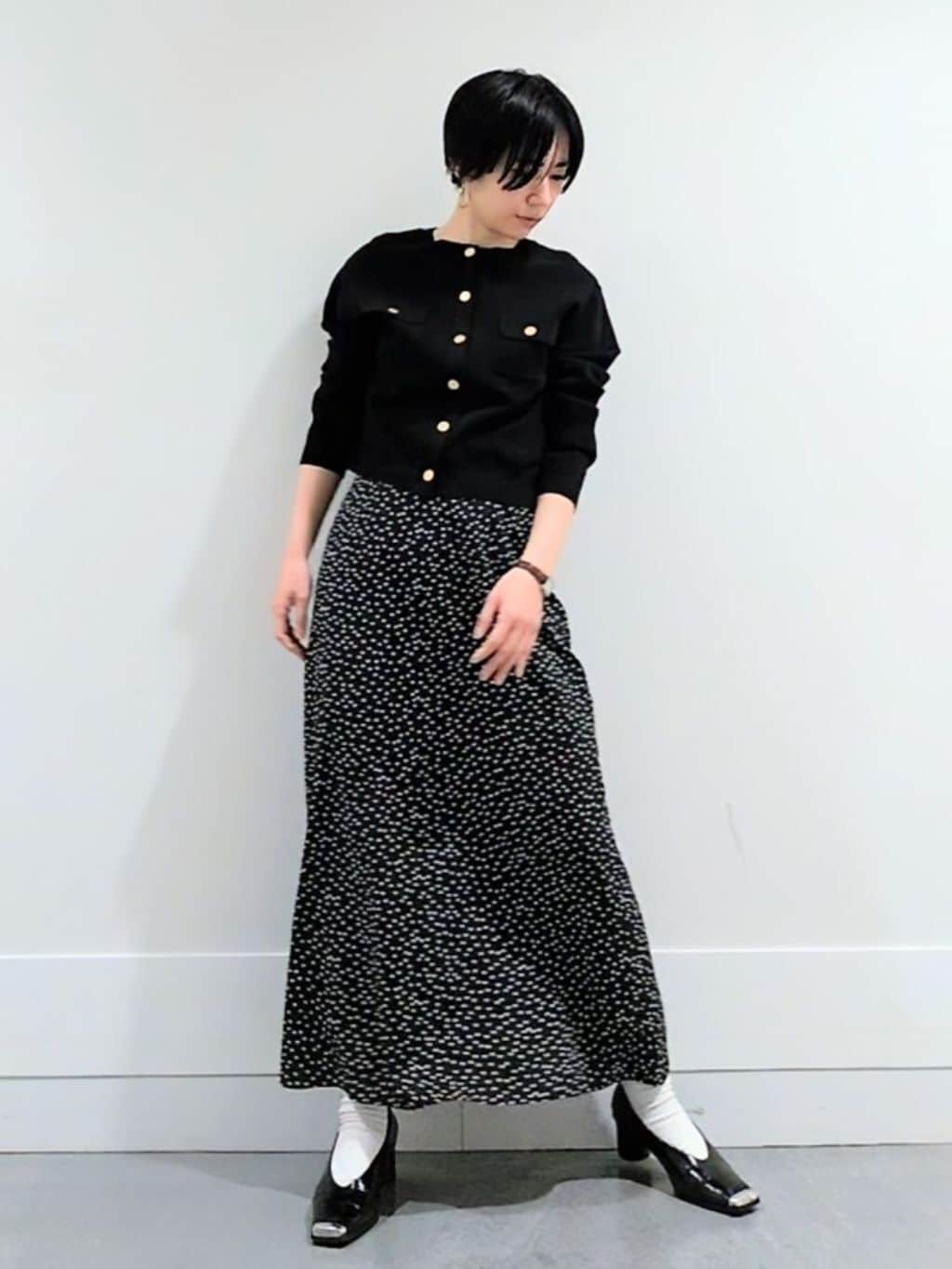 ミズタさんの「UNTITLED｜【洗える/ジャケット風】ミラノリブカーディガン」を使ったコーディネート